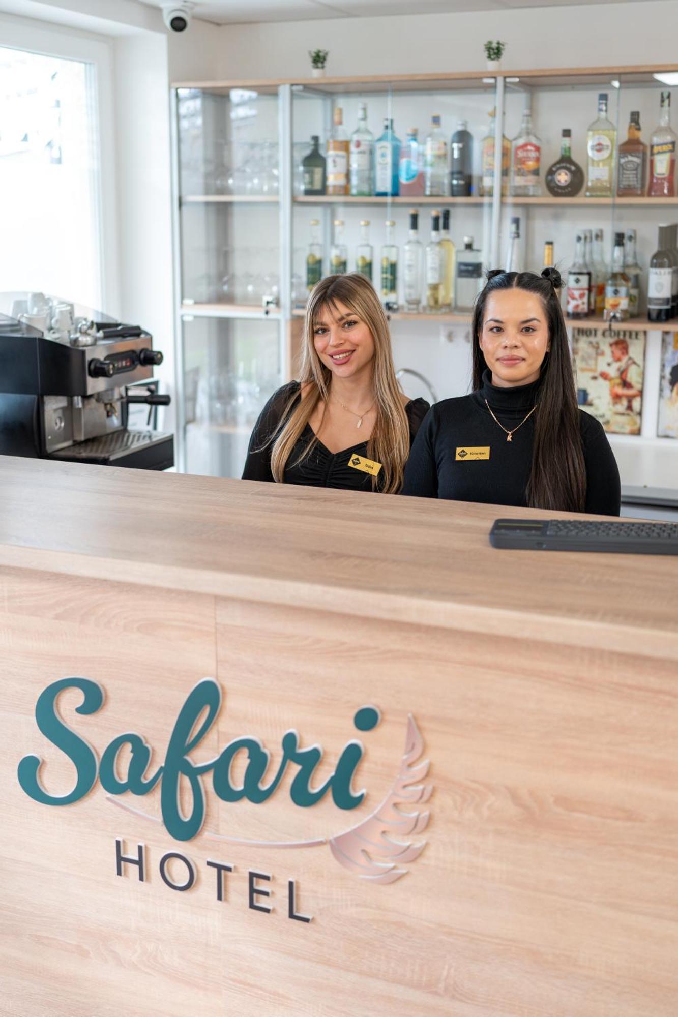 סגד Safari Hotel מראה חיצוני תמונה